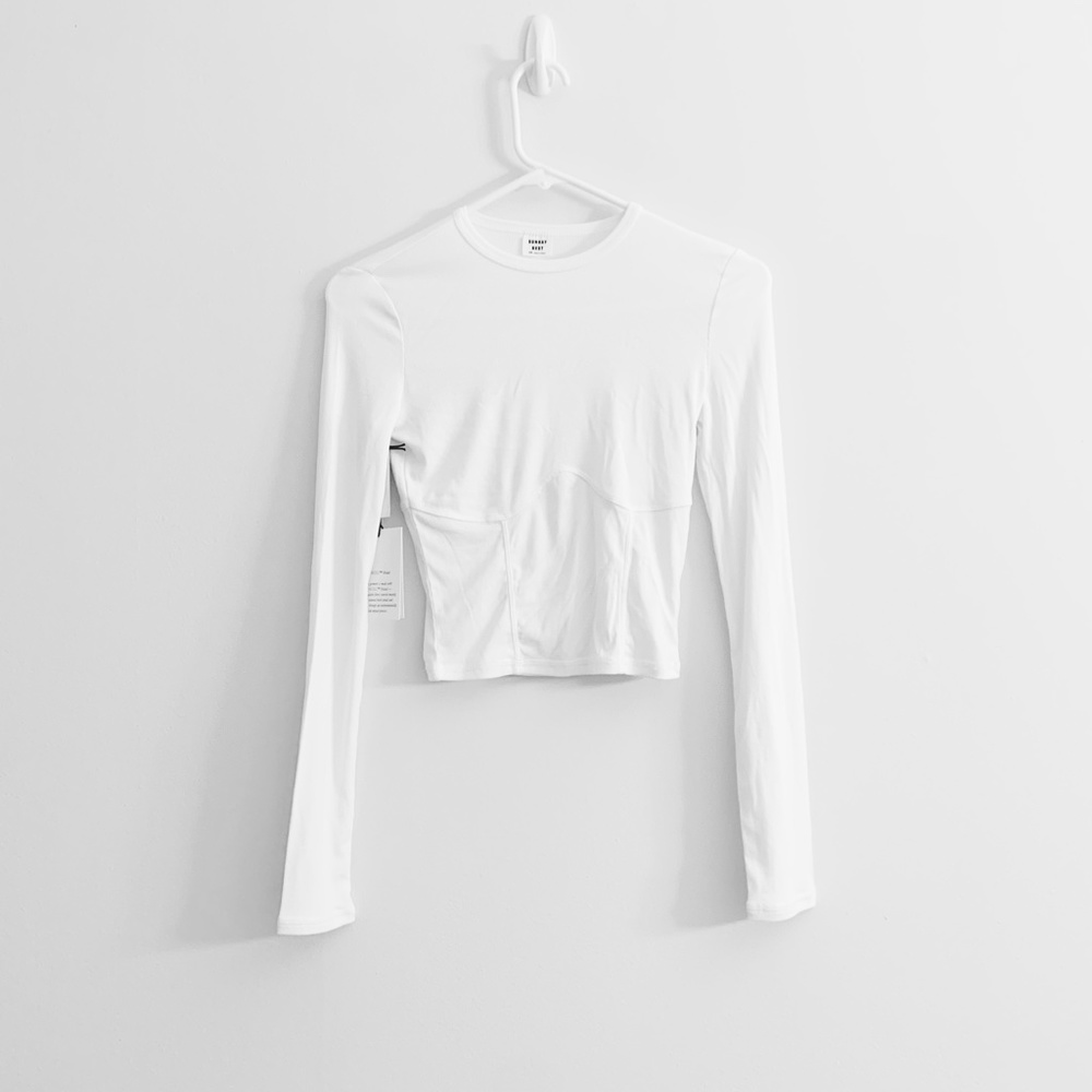 NWT Aritzia Sunday Best White Dove Long Sleeve Top XS - Picture 2 of 12